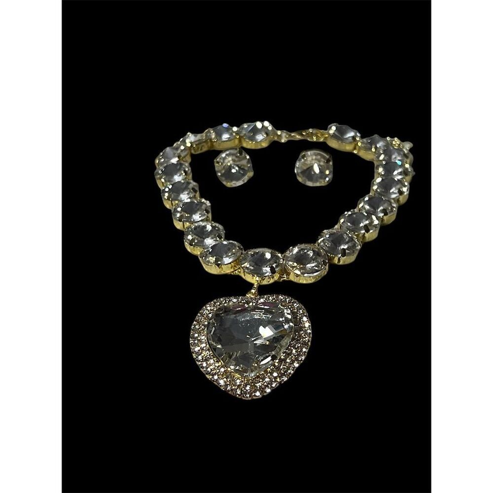 Rhinestone Heart Pendant Necklace & Earring Set​ - Picture 11 of 11